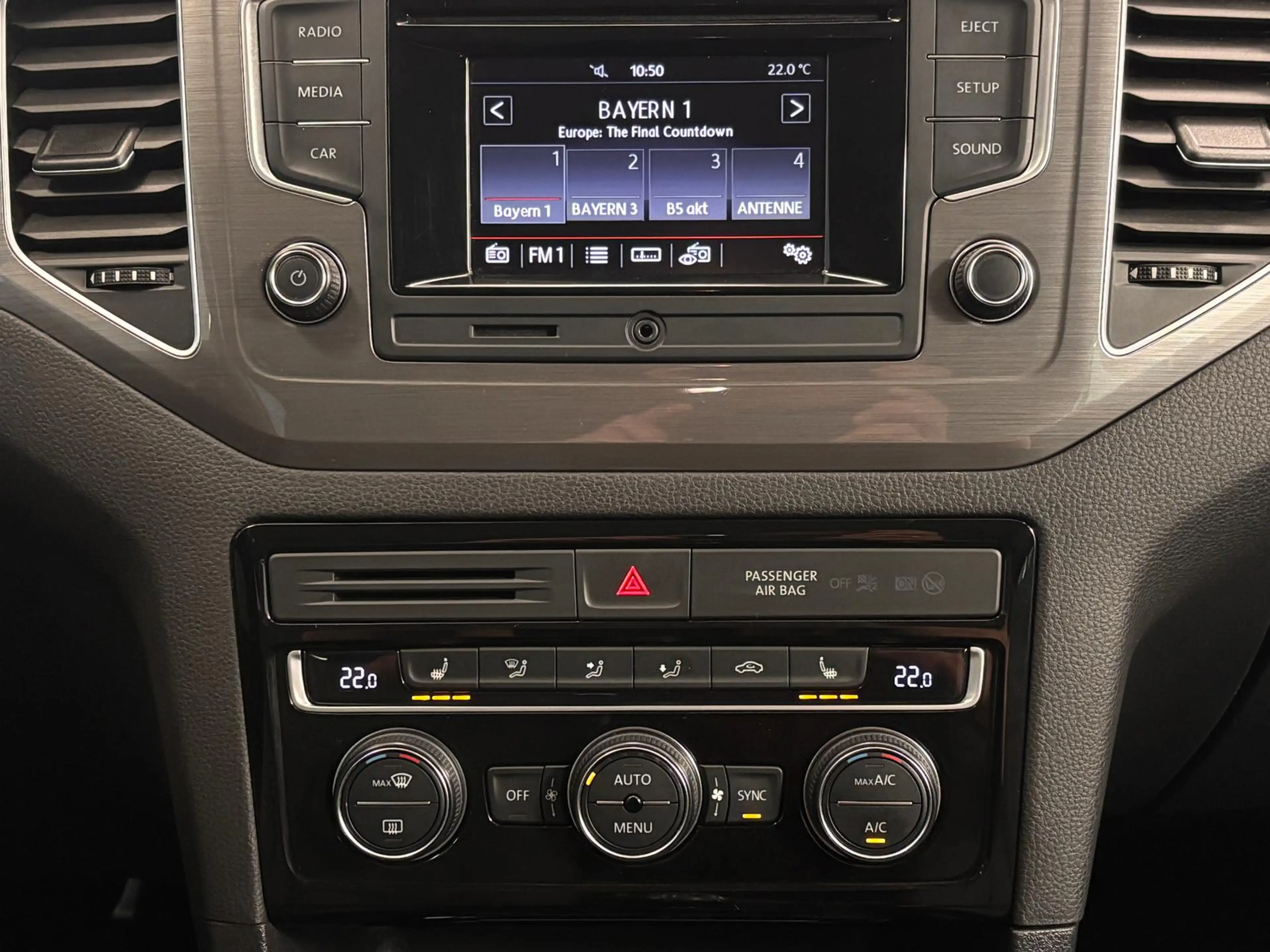 Volkswagen Golf Sportsvan Allstar TDI*Klima*SHZ*Alu*AHK* — photo 12