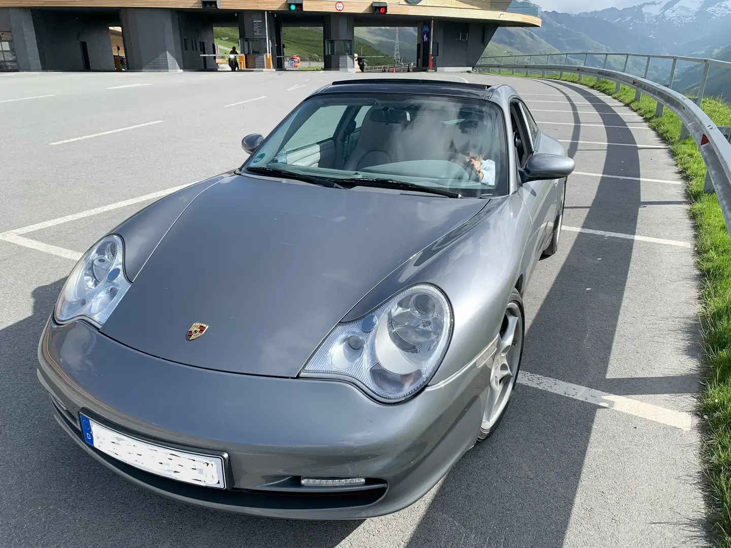 Porsche 911 Targa 996 (MK.2 Facelift) Grau - 2