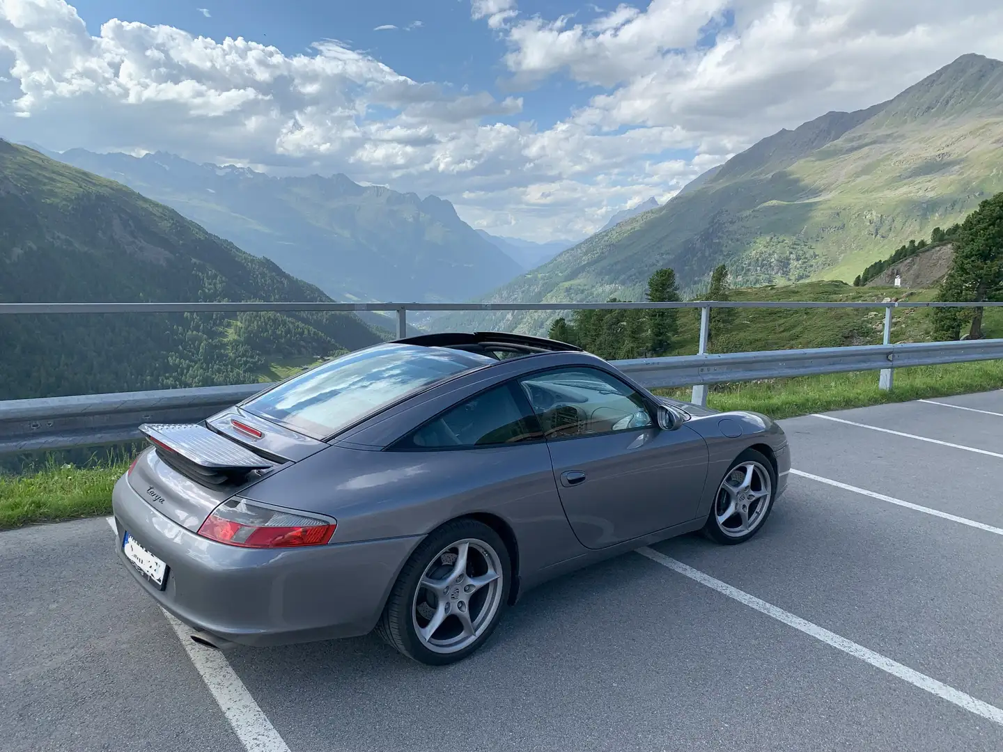 Porsche 911 Targa 996 (MK.2 Facelift) Grau - 1