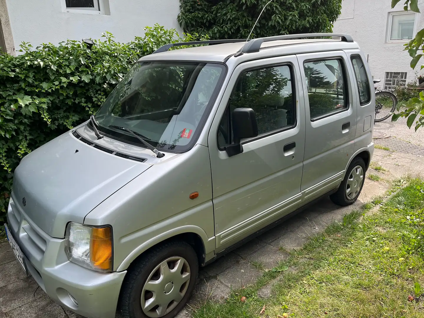 Suzuki Wagon R+ Wagon R+ 1.0 GL Argent - 2