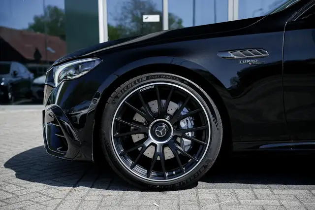 Mercedes-Benz E Class view 7