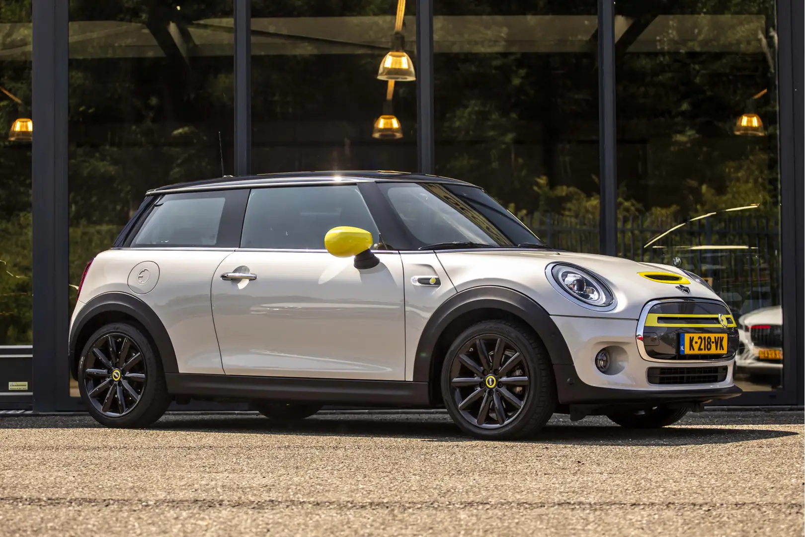 MINI Mini Electric Essential 33 kWh Wit - 1