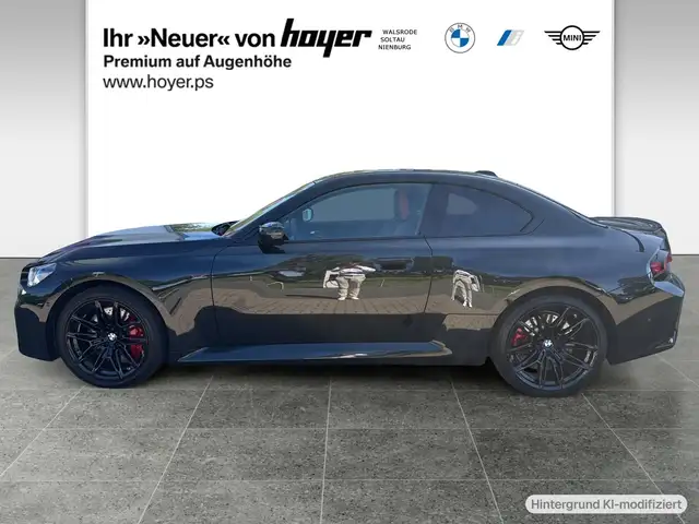 BMW M2 view 3