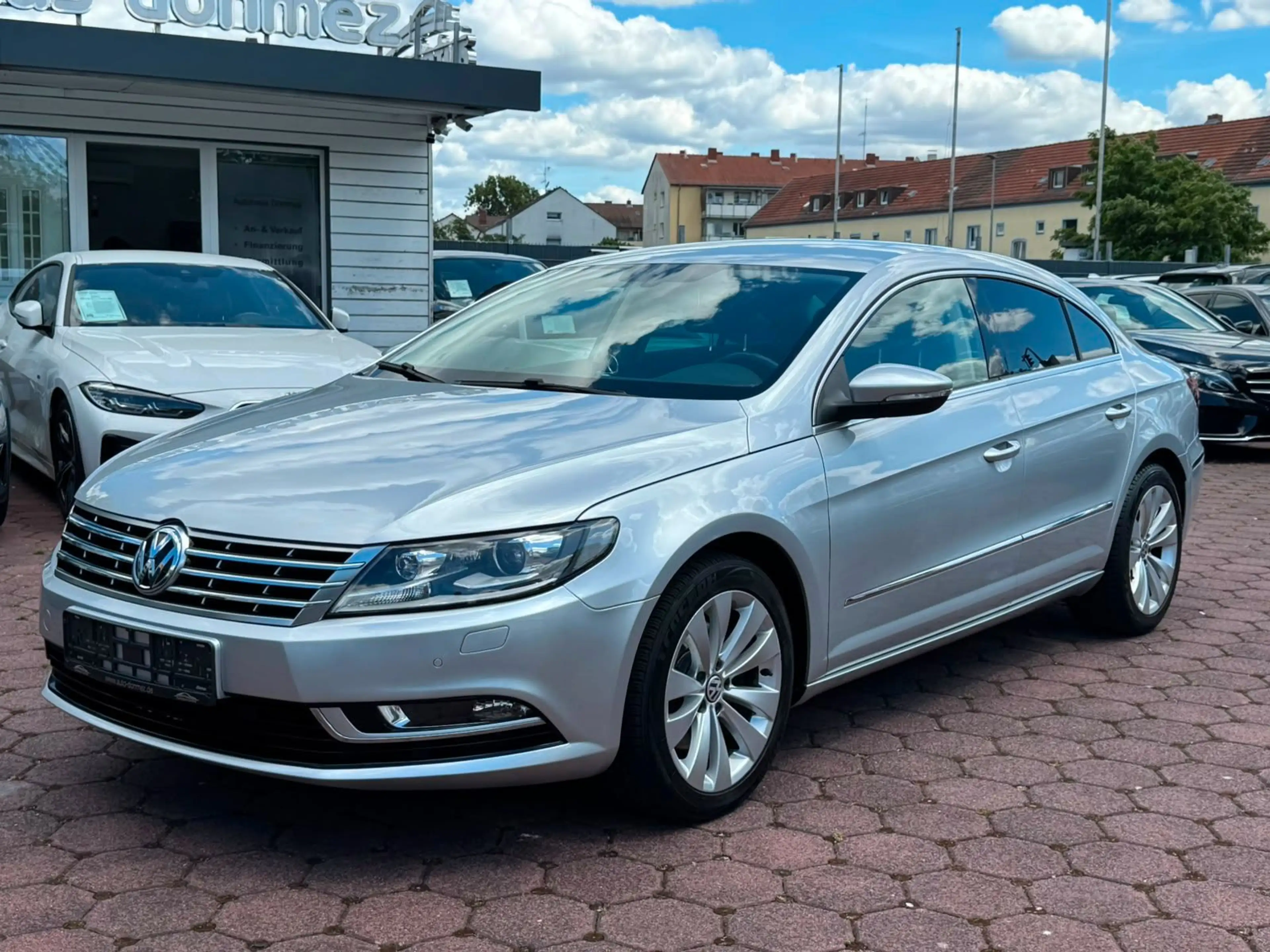 Volkswagen CC BMT BI-XENON PTS NAVI 5-Sitzer