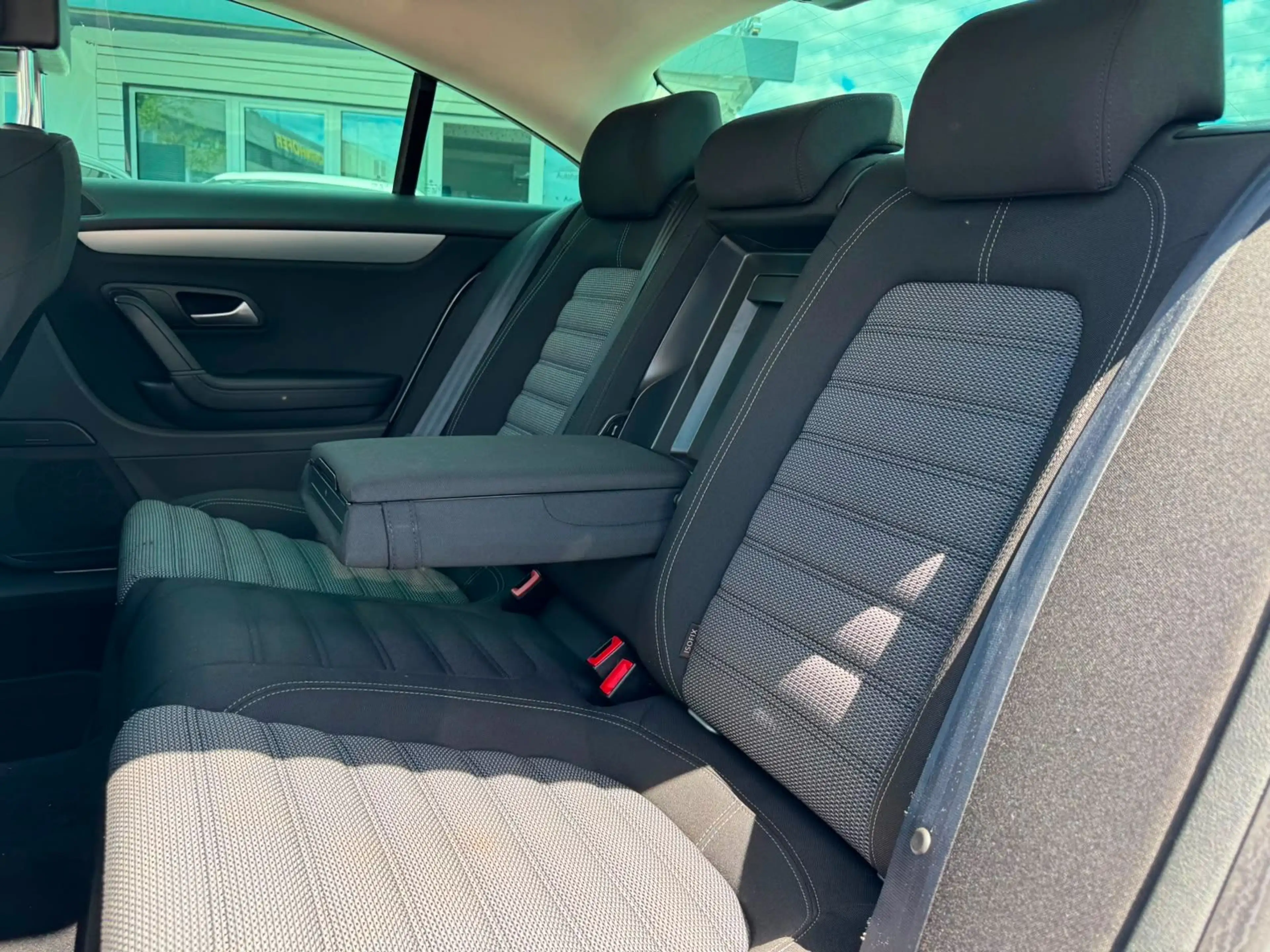 Volkswagen CC BMT BI-XENON PTS NAVI 5-Sitzer — photo 13