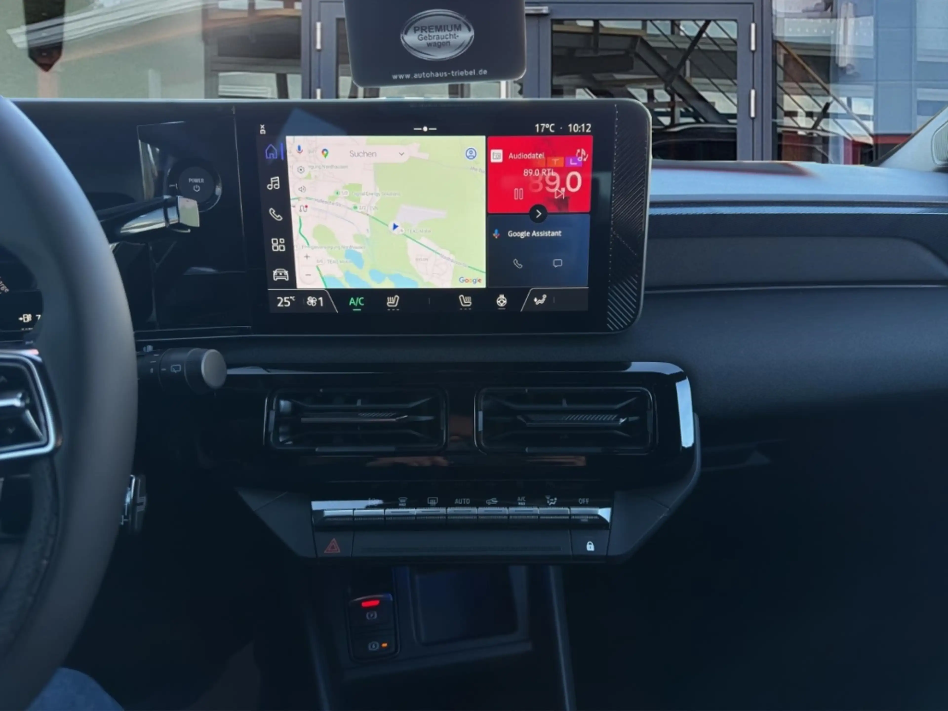 Nissan Micra Advance 40 kWh °Winter-Paket°Navi°RFK°AAC° — photo 11