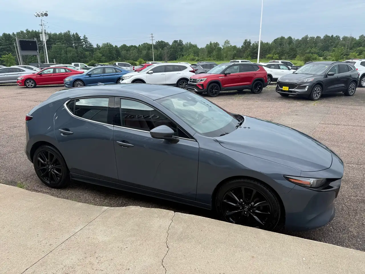 Mazda 3 снимка Mazda 3