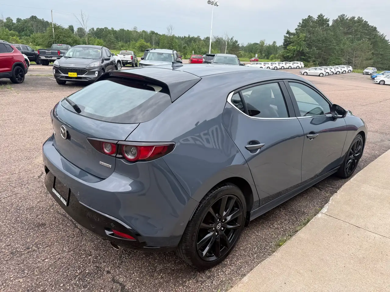 Mazda 3 снимка Mazda 3