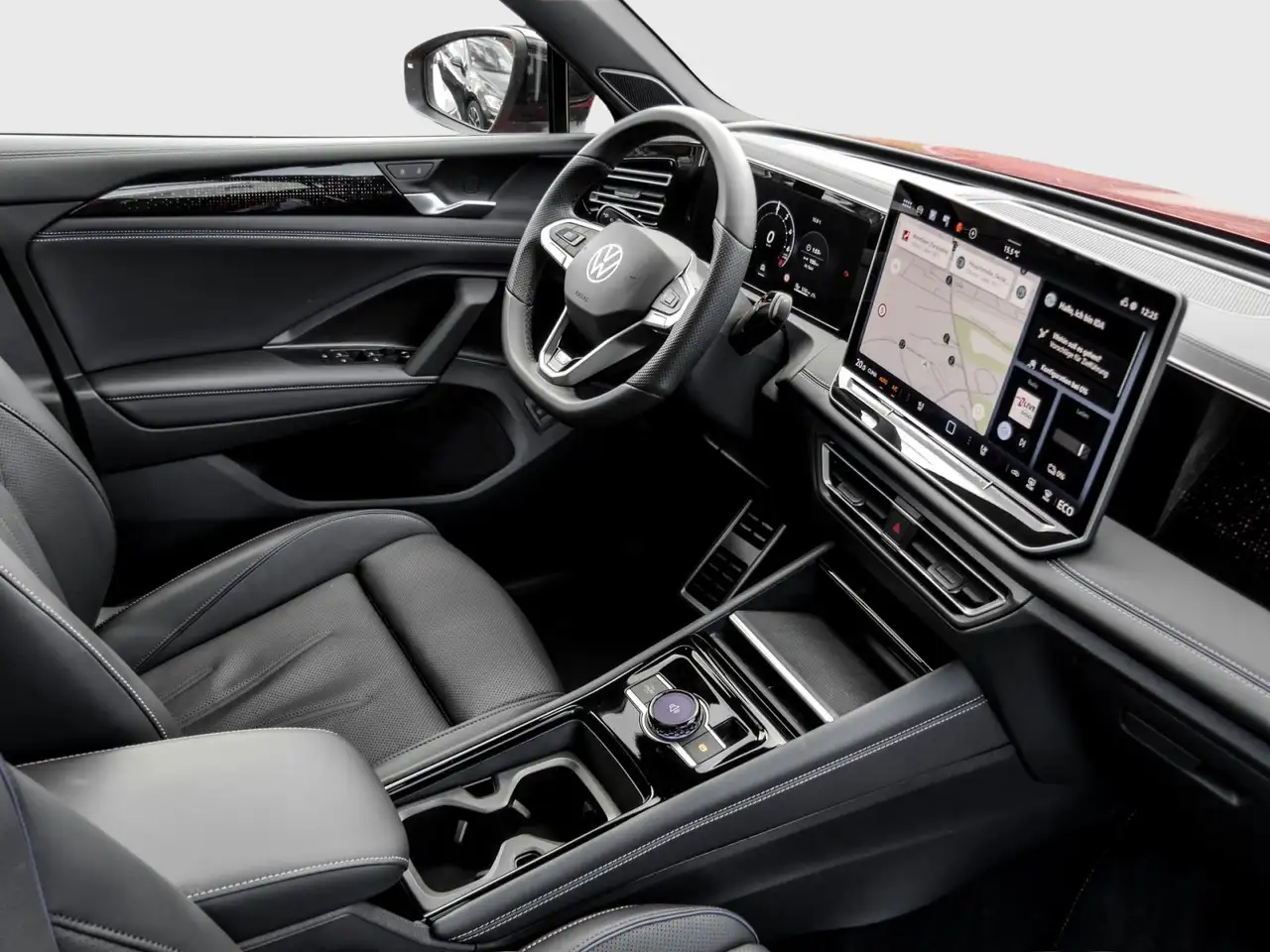 Volkswagen Tiguan R-Line eHybrid IQ.Light AreaView HarmanKardon T..., миниатюра 3