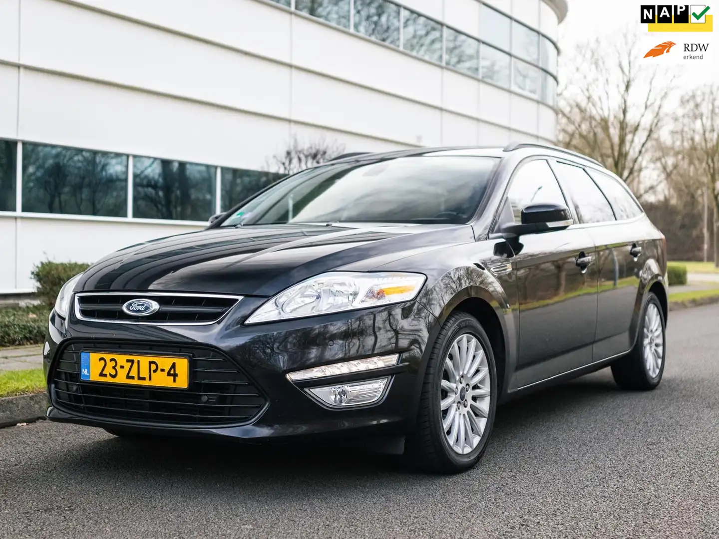 Ford Mondeo Wagon 1.6 EcoBoost Trend,NAP, Clima, Trekhaak, Nav Schwarz - 1
