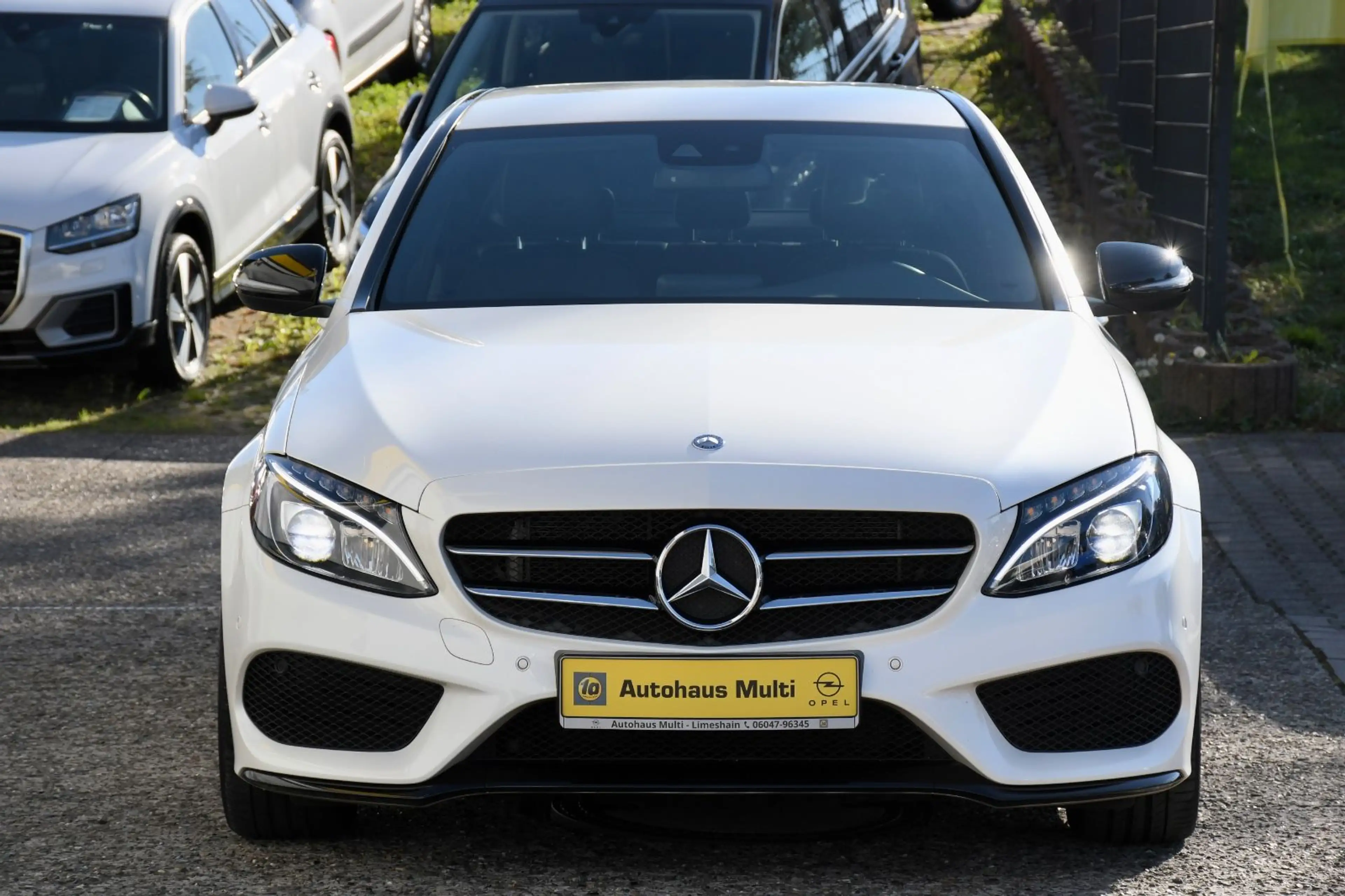 Mercedes-Benz C 180 Lim. AMG Night Voll Leder Navi LED Sitzh — photo 2