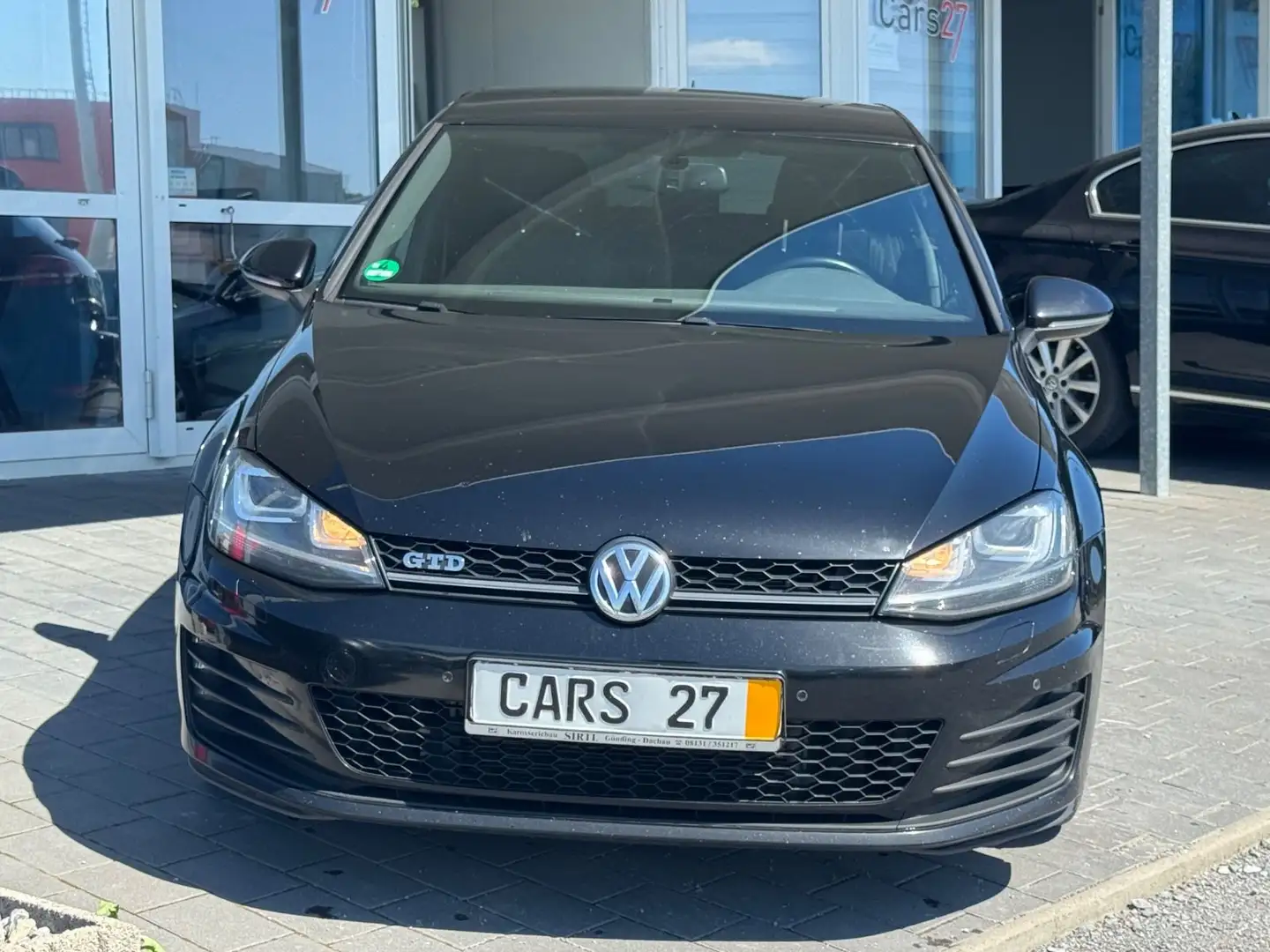 Volkswagen Golf VII Lim. GTD Navi Xenon SOUND! Alu PDC Schwarz - 2