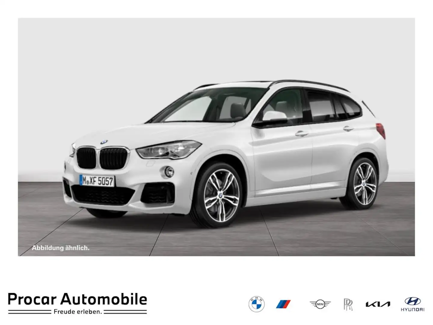 BMW X1 xDrive20i M-Sport Aut Nav LED Pano HiFi PDC Weiß - 1