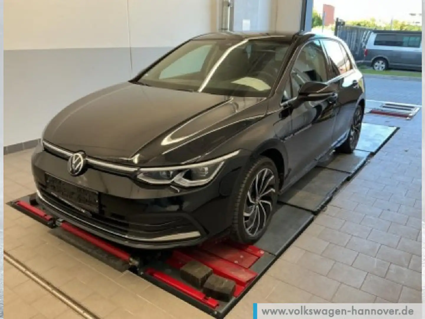 Volkswagen Golf VIII 1.4 DSG eHybrid Navi AHK LED PDC SHZ A Schwarz - 2