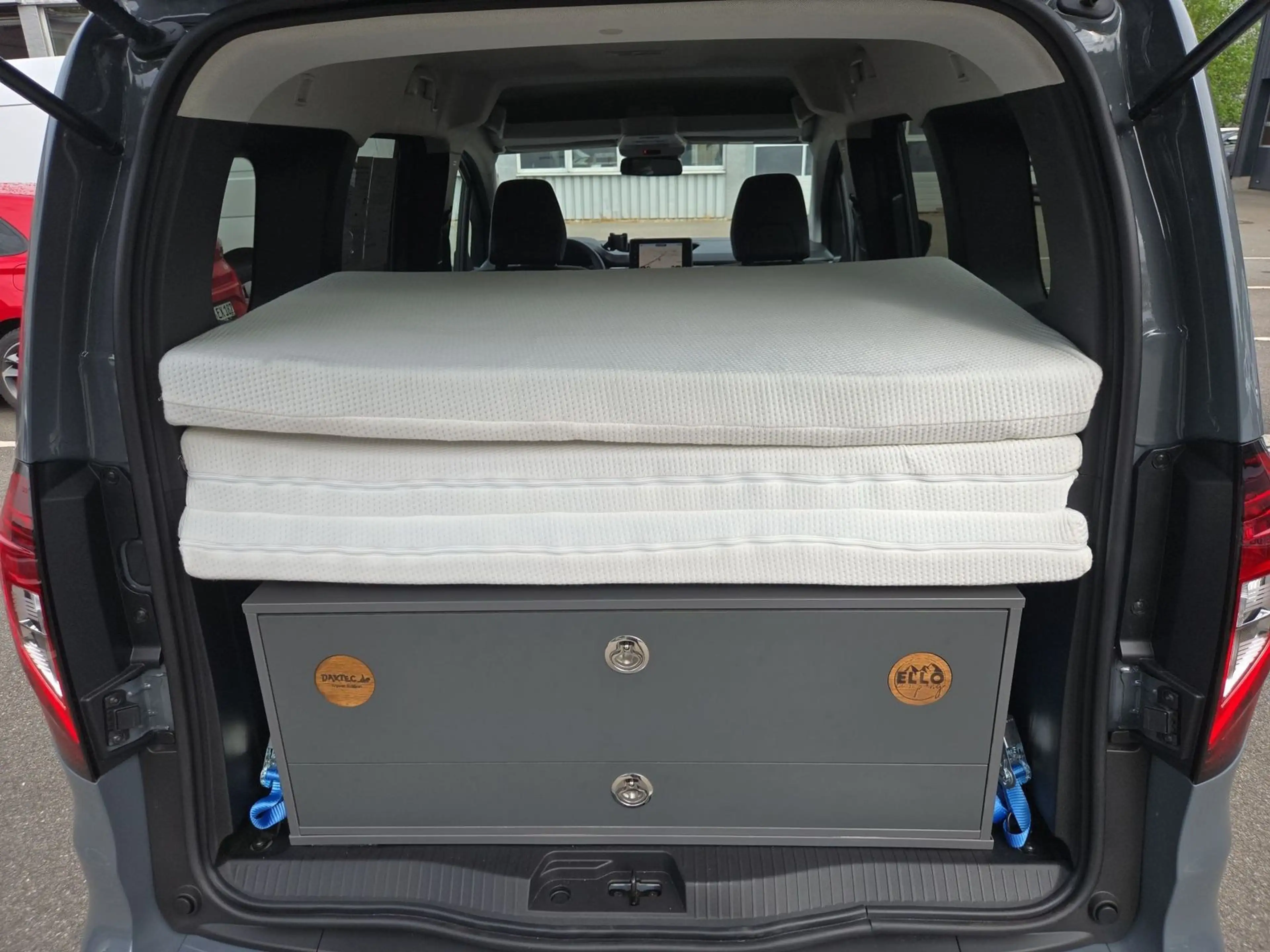 Nissan Townstar Kombi L1 130PS MT Tekna DAKTEC Camper — photo 12