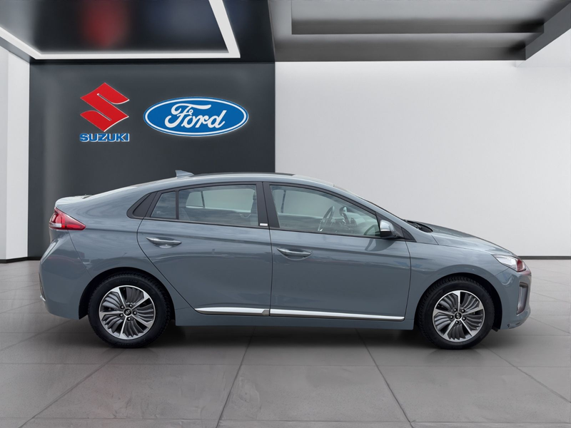Hyundai IONIQ PHEV*SHZ*KAM*LED*PDC* — photo 6