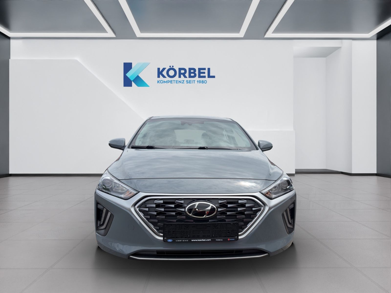 Hyundai IONIQ PHEV*SHZ*KAM*LED*PDC* — photo 4