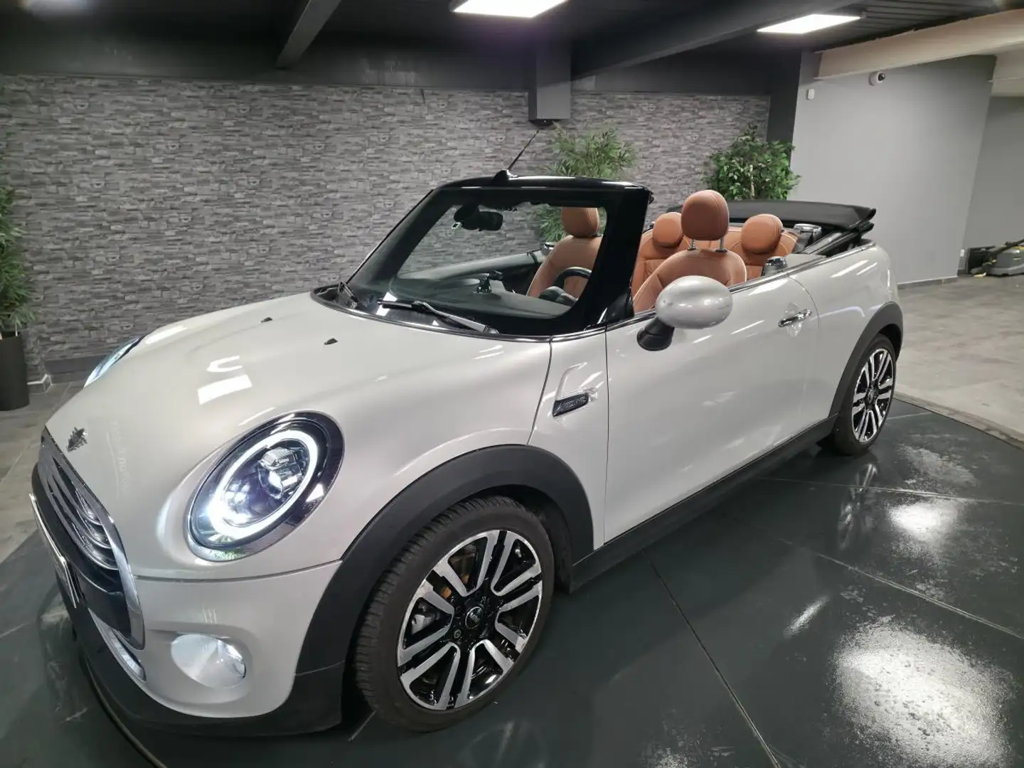 MINI Cooper Mini Cabriolet 1.5i - 136 - BVR  Cooper Heddon Street Gris - 2