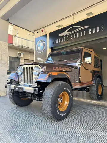 Jeep CJ-7 LAREDO