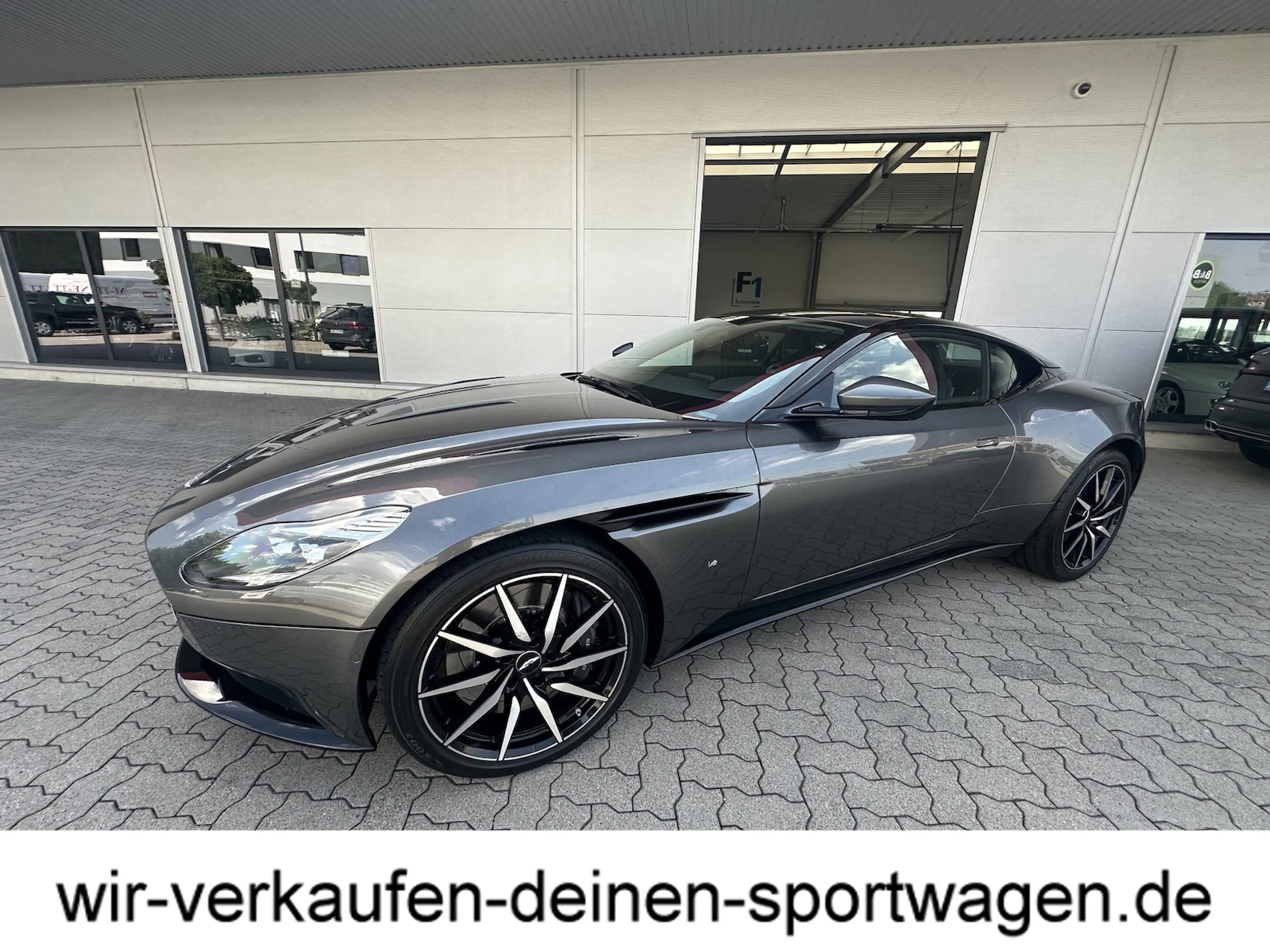 Aston Martin DB11 V12 Launch Edition Edition unffr. neuwertig — photo 2
