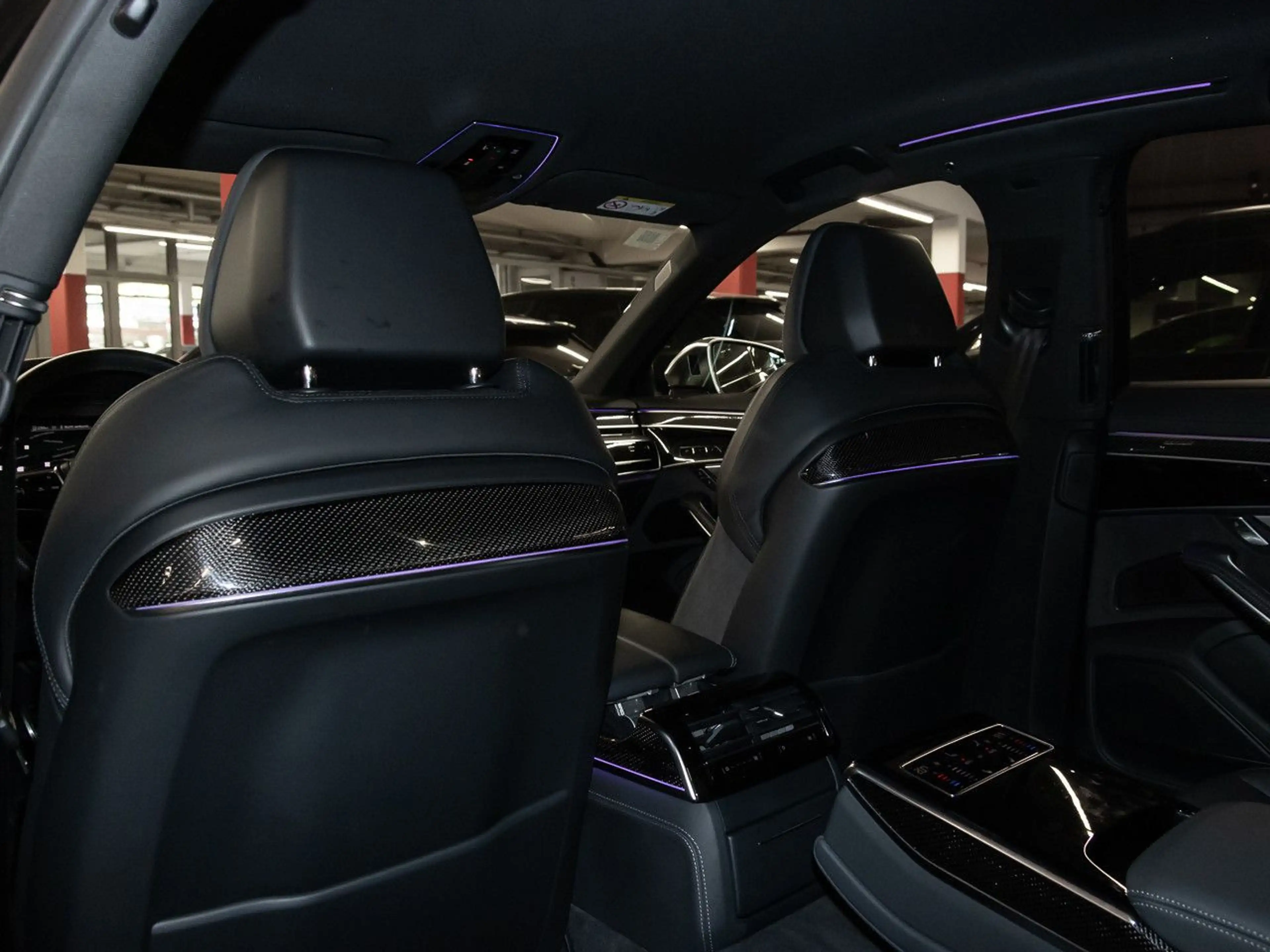 Audi S8 4.0 TFSI quattro Matrix Keyless 360° B&O 21" — photo 10