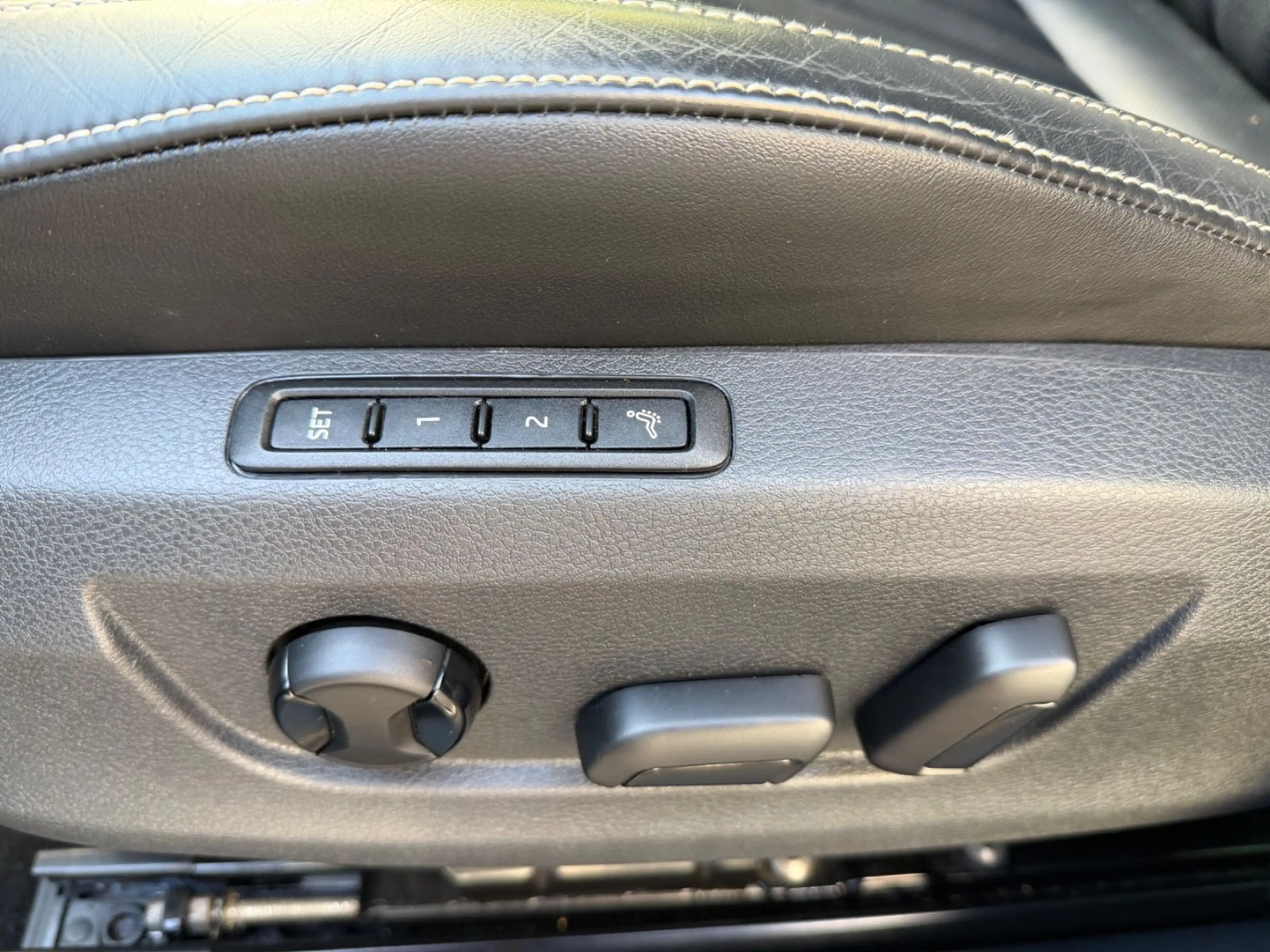 Skoda Superb Lim. L&K/SHZ+BELÜFT*/LEDER/KAMERA/SOUNDSY — photo 13
