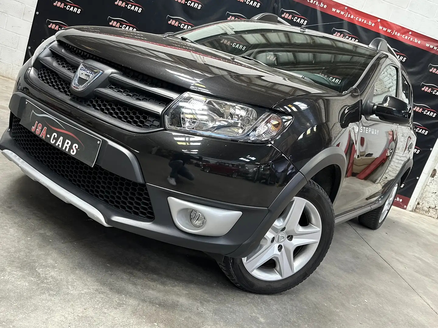 Dacia Sandero Stepway 0.9 TCe//128000Km//Warranty Černá - 1