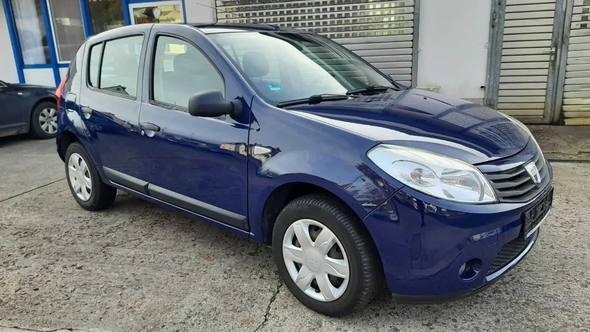 Dacia Sandero Ambiance, Öl NEU, 1 Halter, TÜV NEU Blau - 2