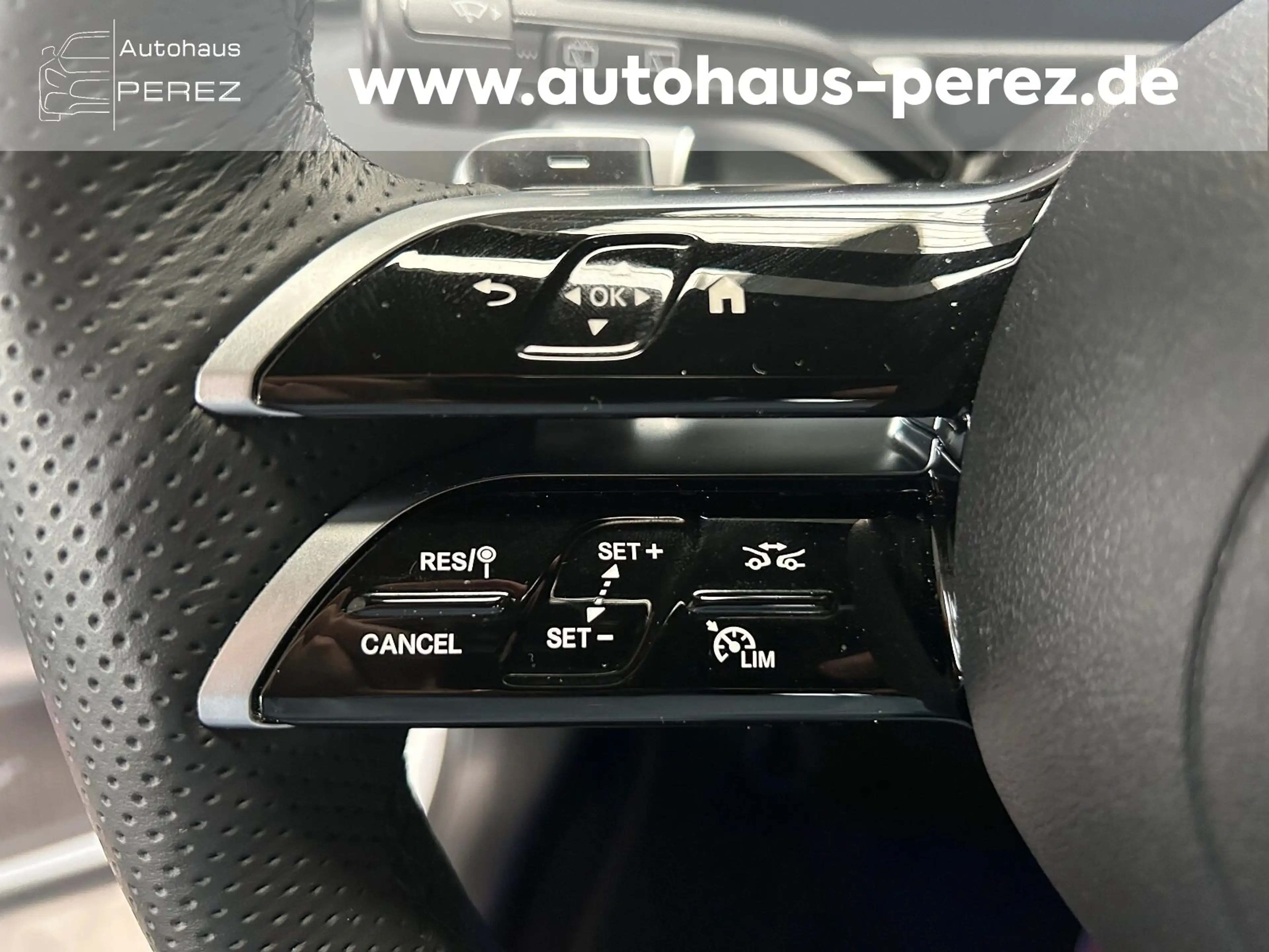 Mercedes-Benz GLB 250 GLB 250 4M AMG Line PREMIUM BURMESTER - OFFROAD! — photo 13