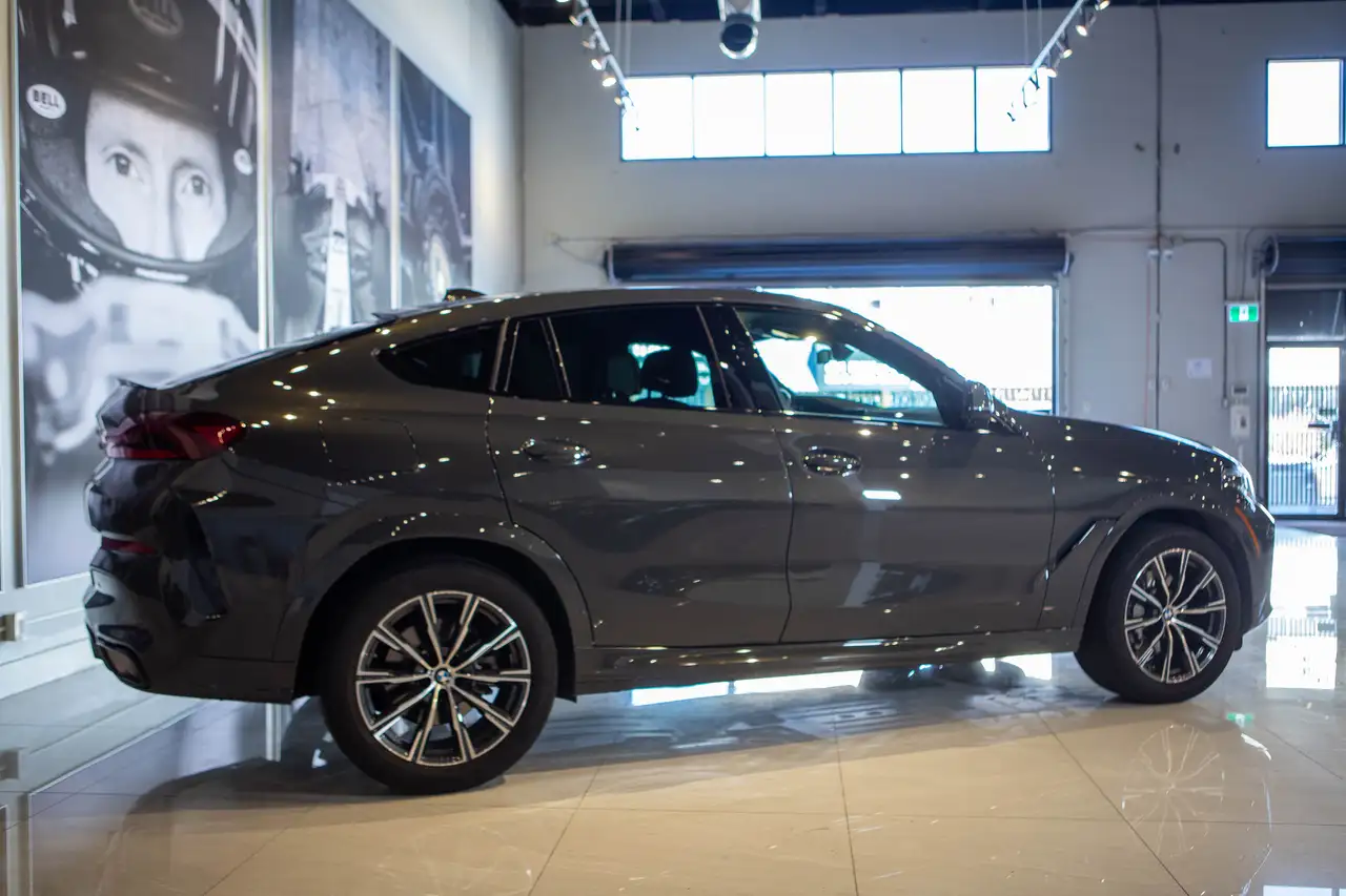 BMW X6 снимка BMW X6