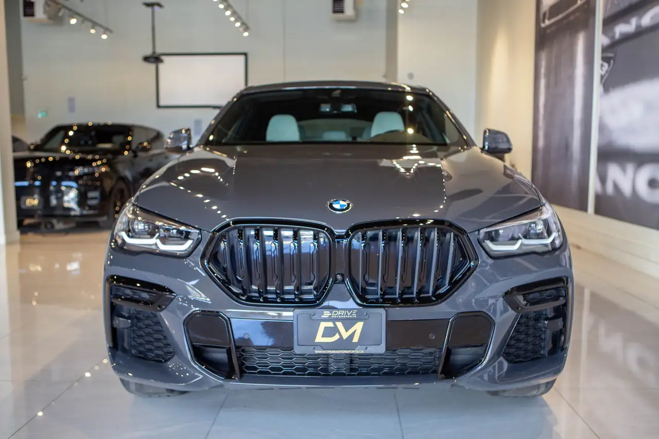 BMW X6 снимка BMW X6