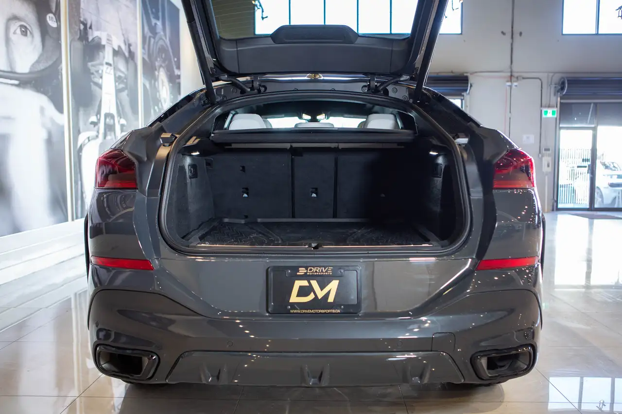 BMW X6 снимка BMW X6
