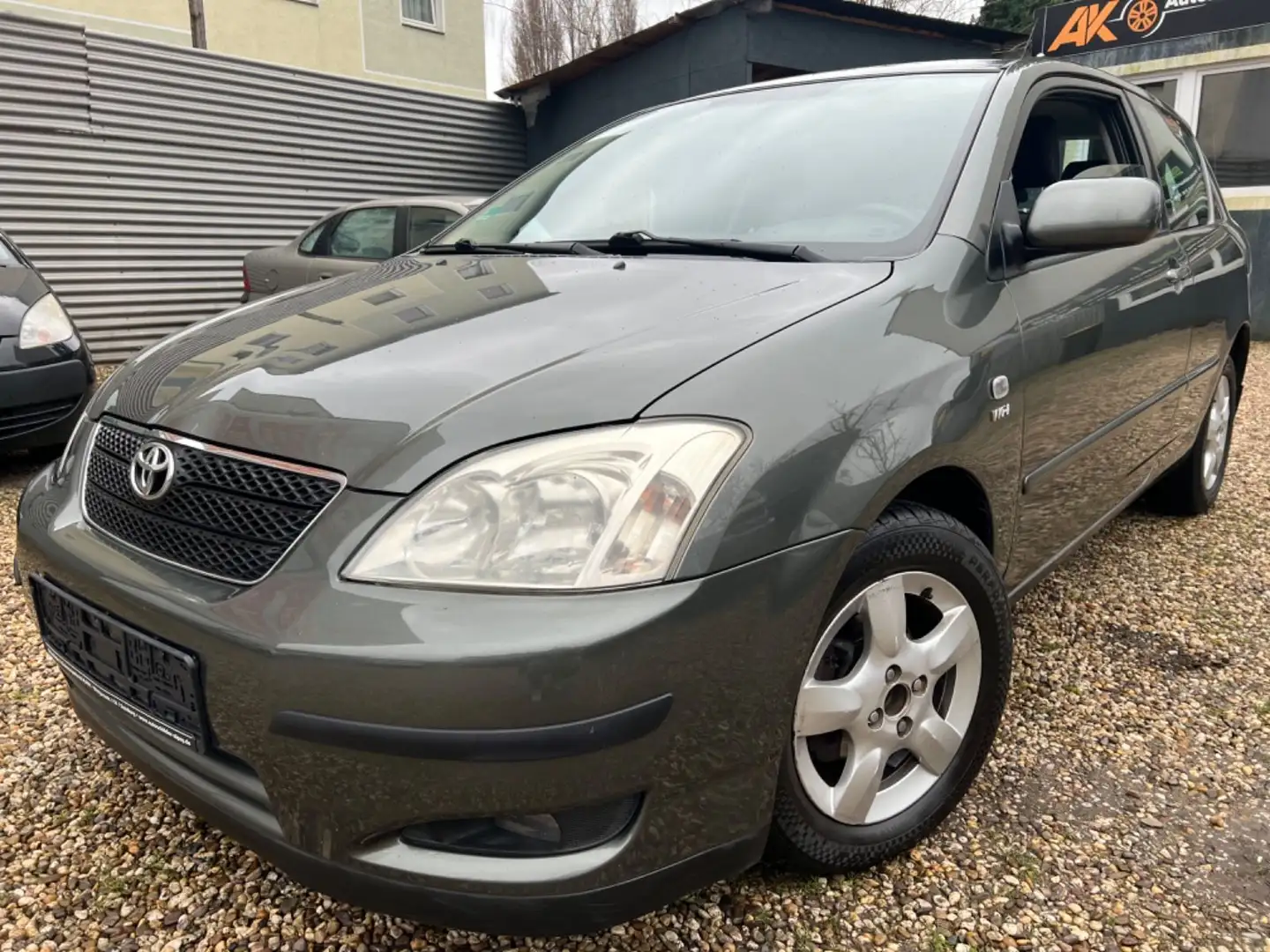 Toyota Corolla 1.6 Luna / Compact*KLIMA*MFL*ZV*TÜV NEU* Grau - 1