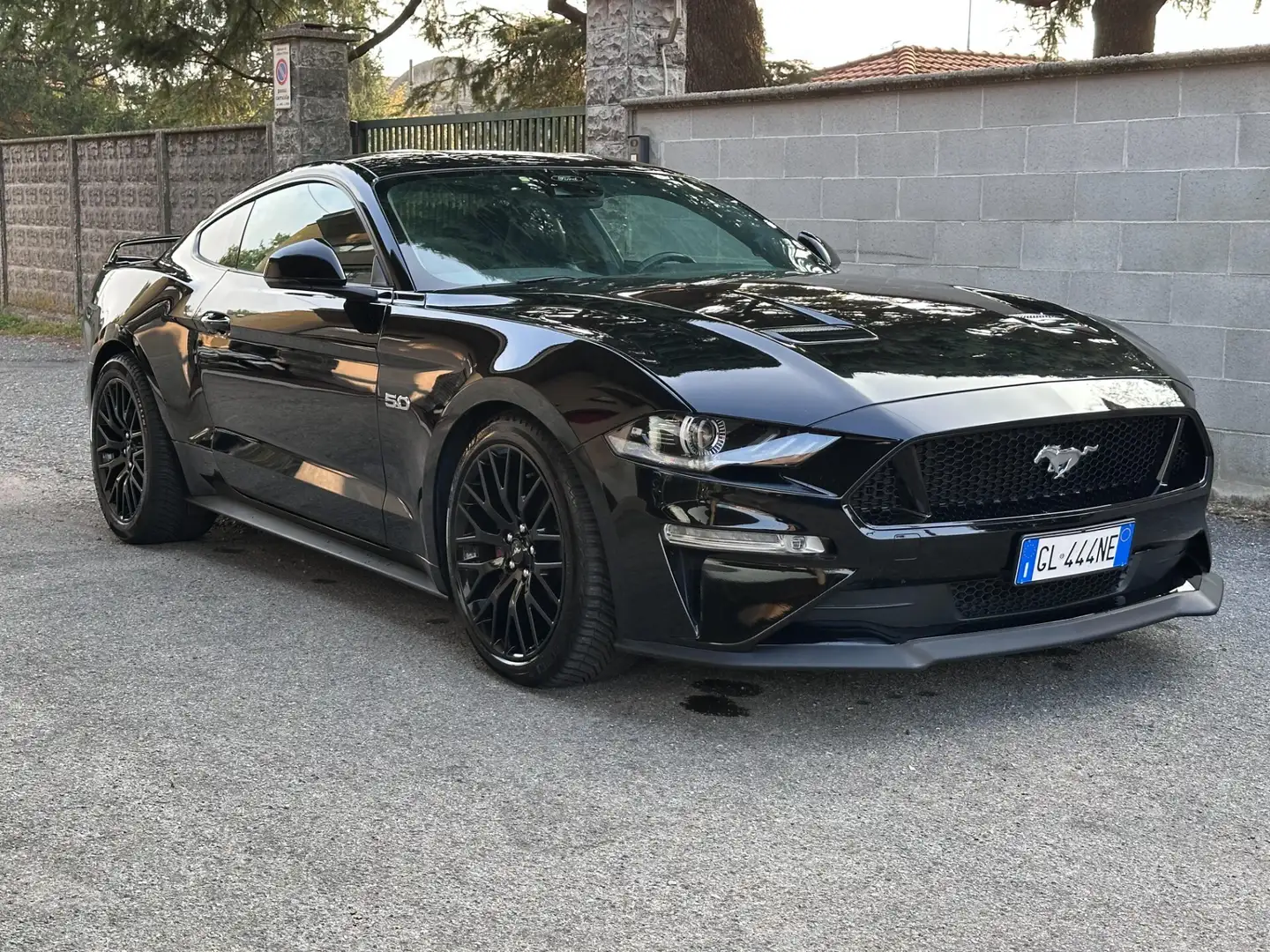 Ford Mustang Mustang Fastback 5.0 V8 aut. GT Nero - 2
