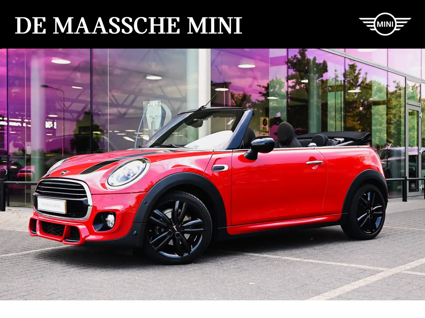 MINI John Cooper Works Cabrio JCW Automaat / Achteruitrijcamera / Comfort Access Rood - 1