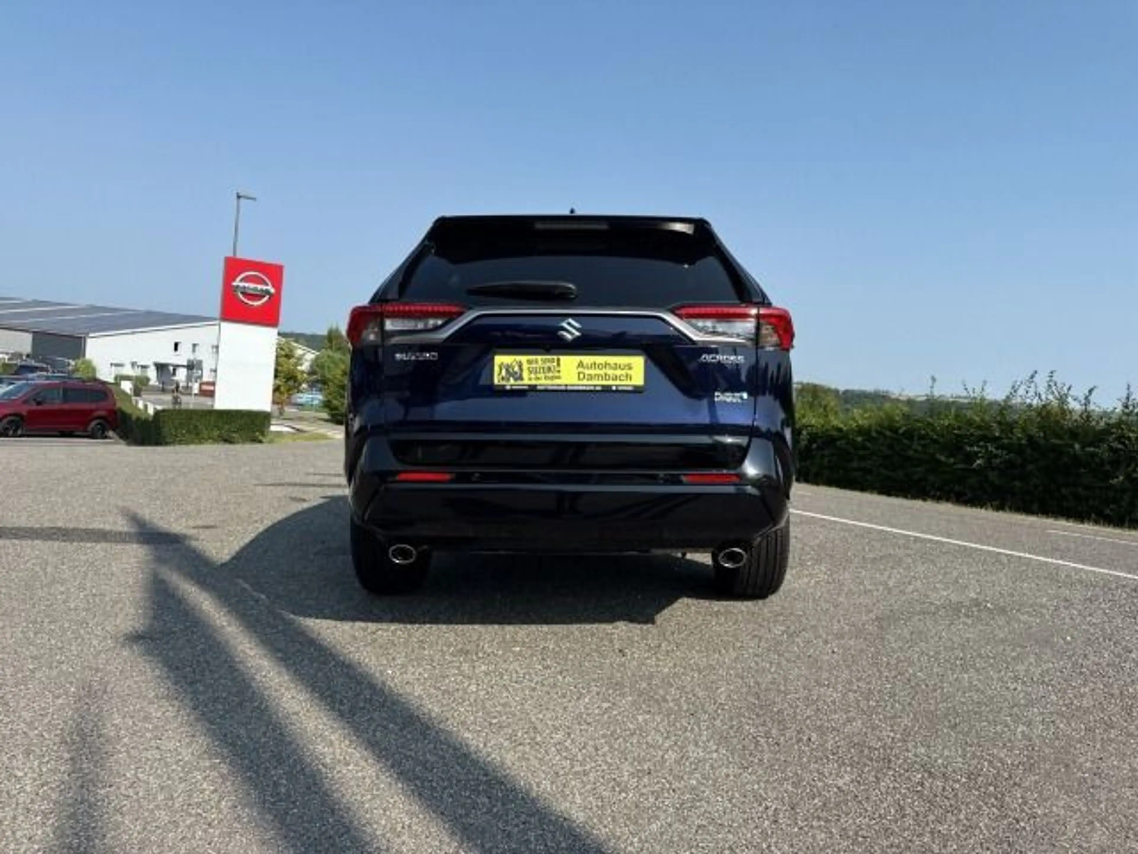 Suzuki Across 2.5 Plug-In Hybrid Comfort+ E-Four — photo 5
