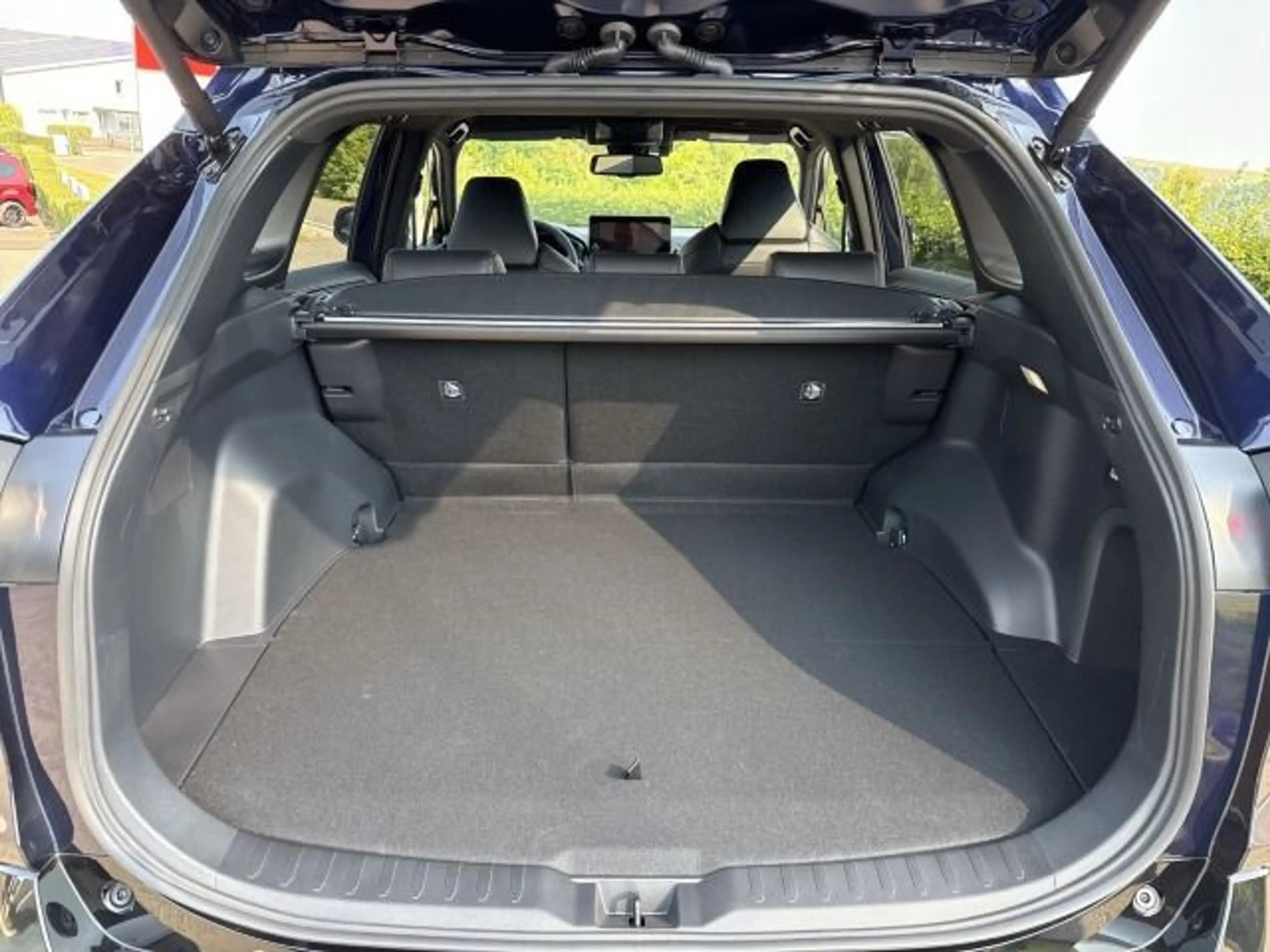 Suzuki Across 2.5 Plug-In Hybrid Comfort+ E-Four — photo 10