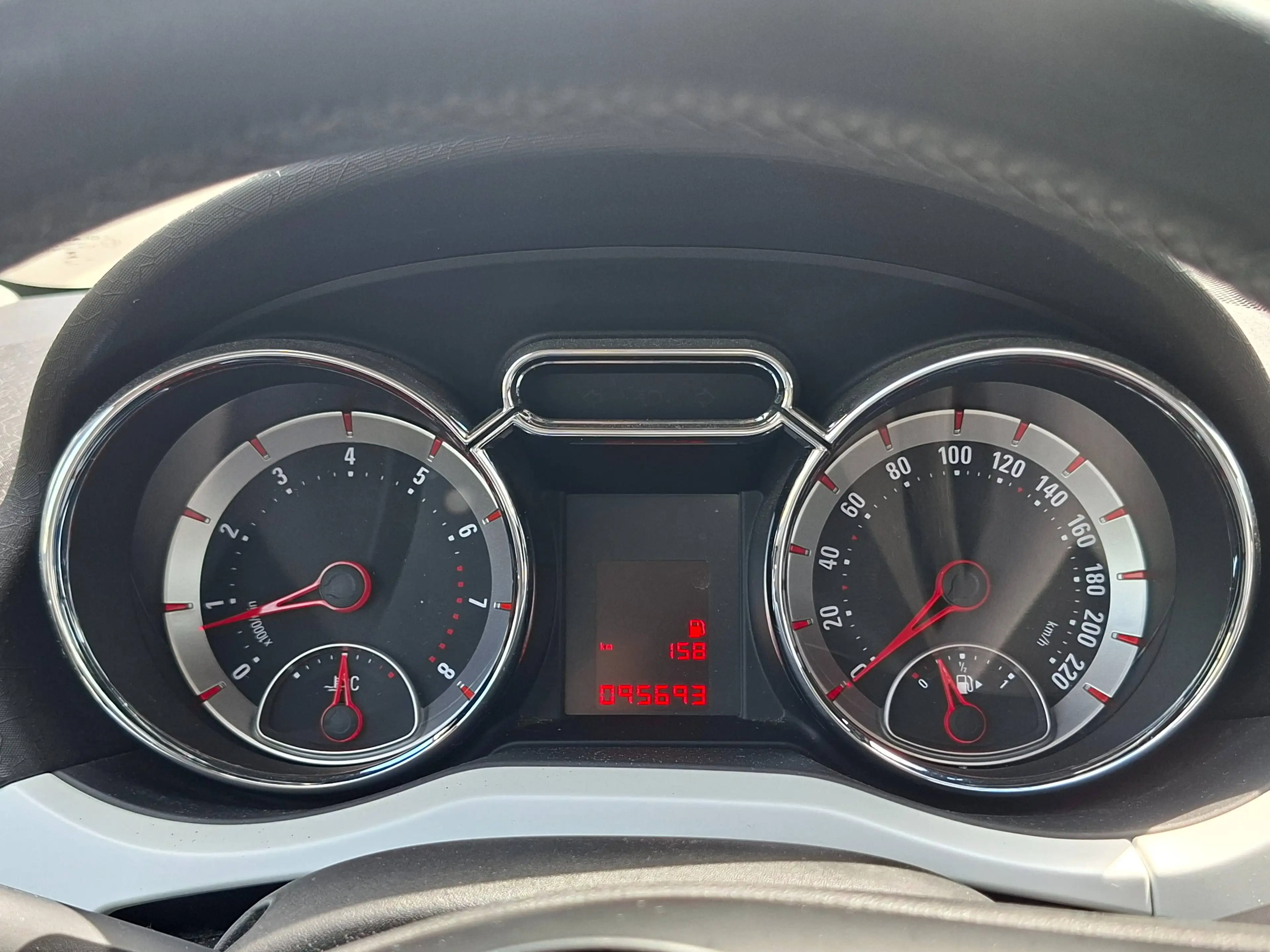 Opel Adam Adam 1.2i Jam — photo 3