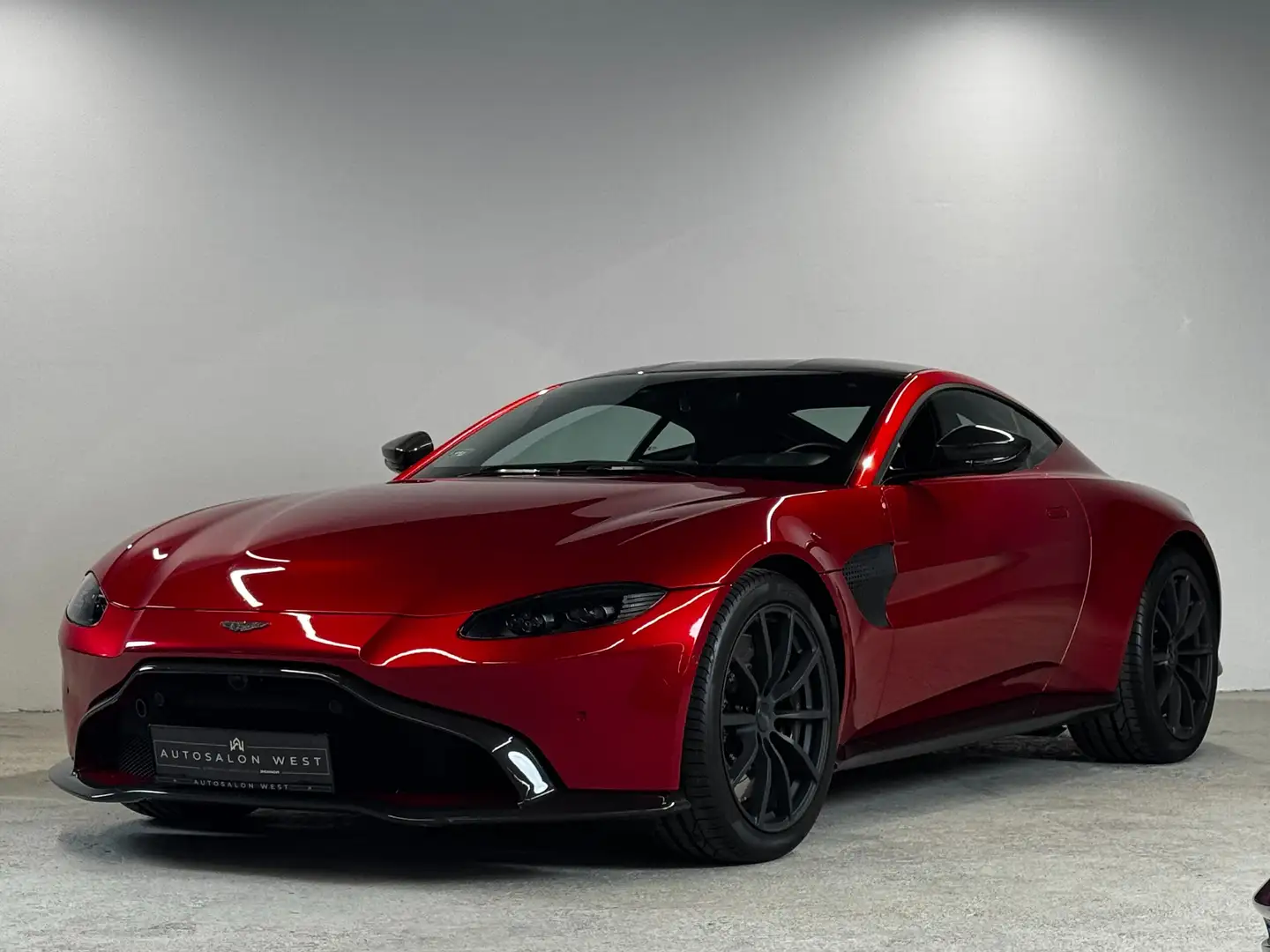 Aston Martin Vantage Vantage Rouge - 1