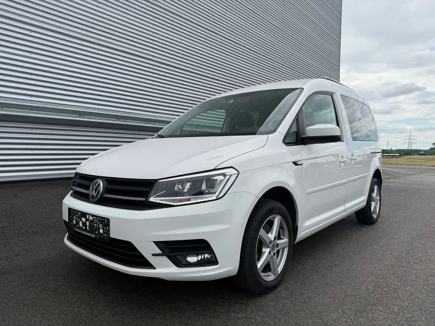 Volkswagen Caddy Kombi Family 2,0 TDI ID:85 Fehér - 2