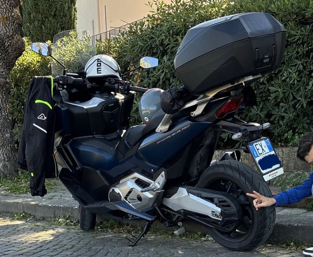 Honda Forza 750 bauletto smart key Modrá - 1