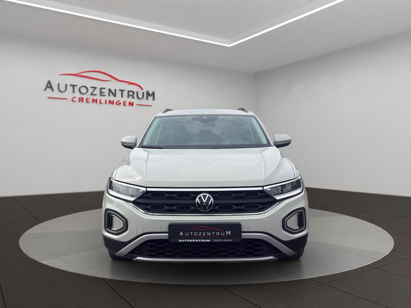 Volkswagen T-Roc 2.0 TDI DSG Life CAM NAVI ACC VICO PARKLEN — photo 2