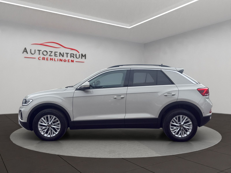Volkswagen T-Roc 2.0 TDI DSG Life CAM NAVI ACC VICO PARKLEN — photo 8