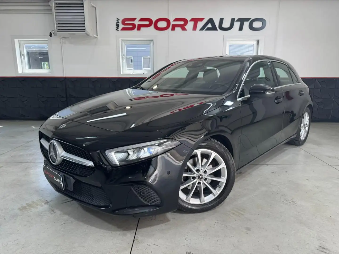 Mercedes-Benz A 180 d Automatic Sport NEOPATENTATI Nero - 1