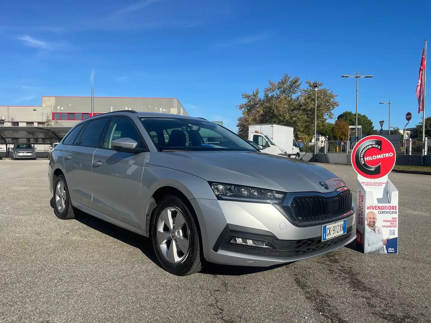 Skoda Octavia Octavia IV Wagon 2.0 tdi evo Executive dsg Argent - 2