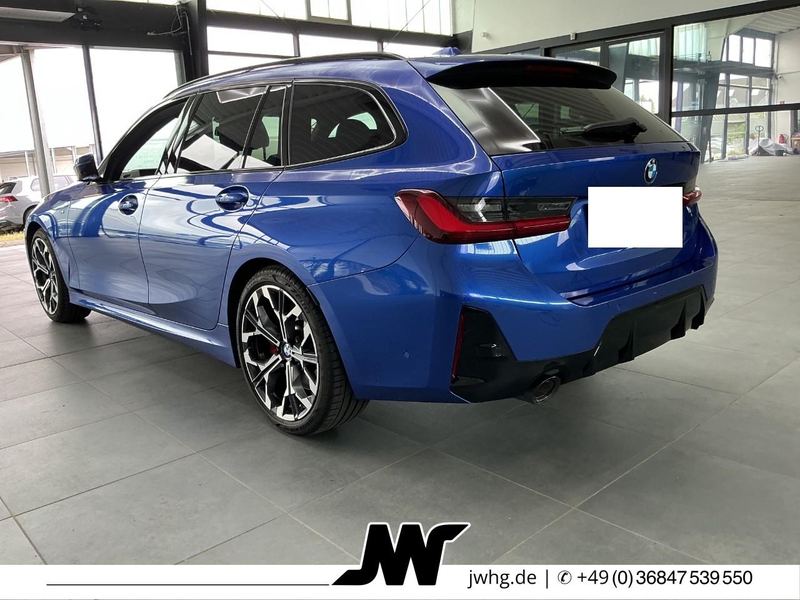 BMW 320 xDr M Sport Widescr HeadUp 360K Driving Prof — photo 10