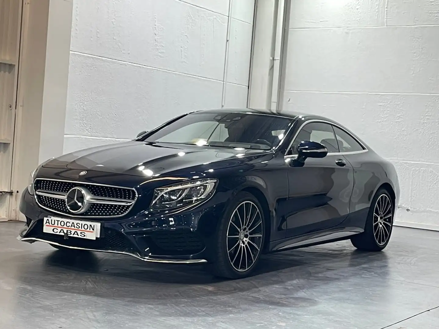 Mercedes-Benz S 500 4MATIC Coupé Blau - 1