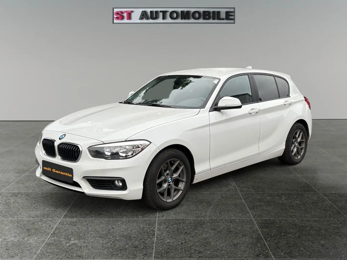 BMW 120 Advantage-Navi-PDC-Leder-Tempomat Weiß - 1