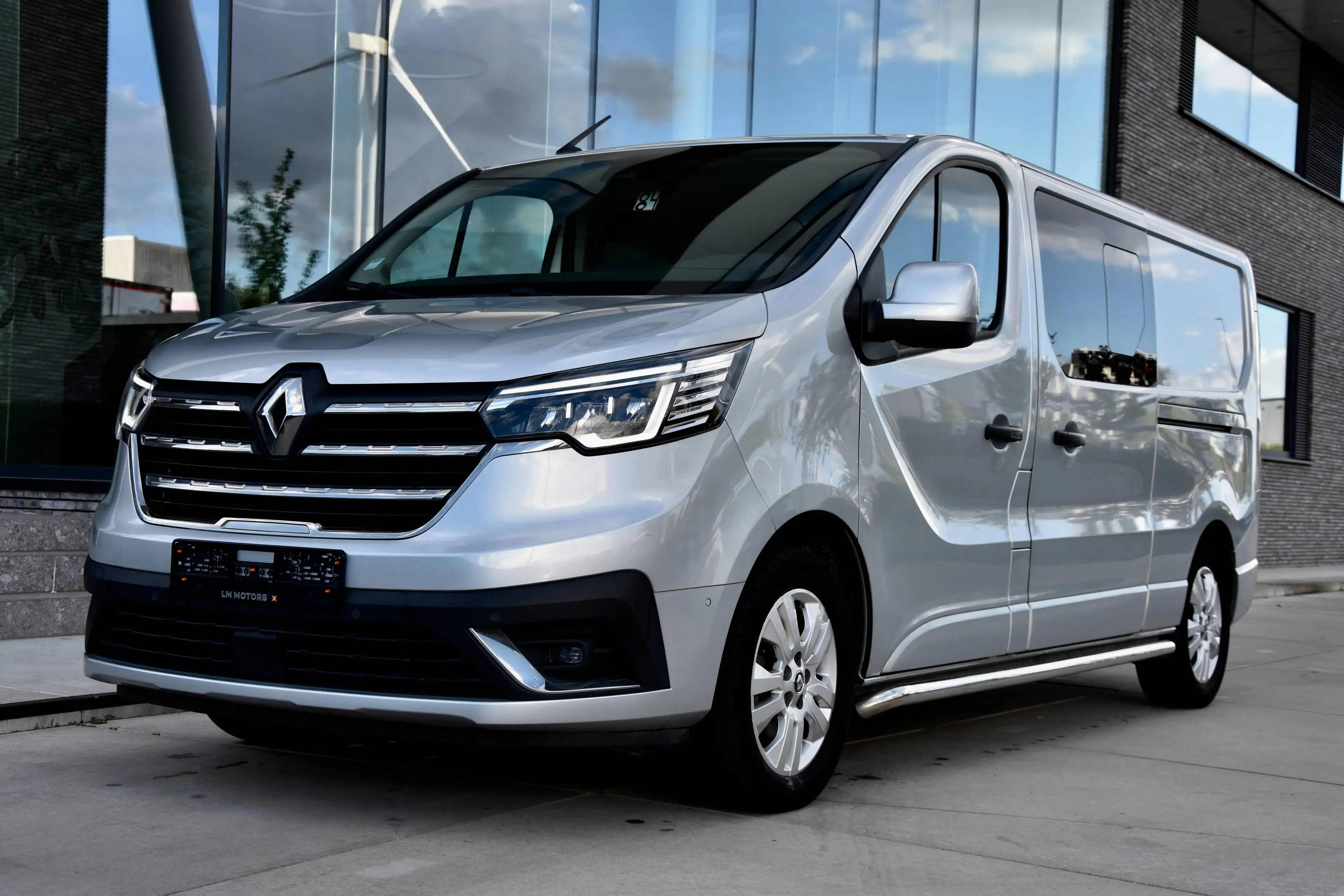 Renault Trafic **DUBBELE CABINE** 170PK ** LICHTE VRACHT ** DUBBELE SCHUIFDEUR ** — photo 2