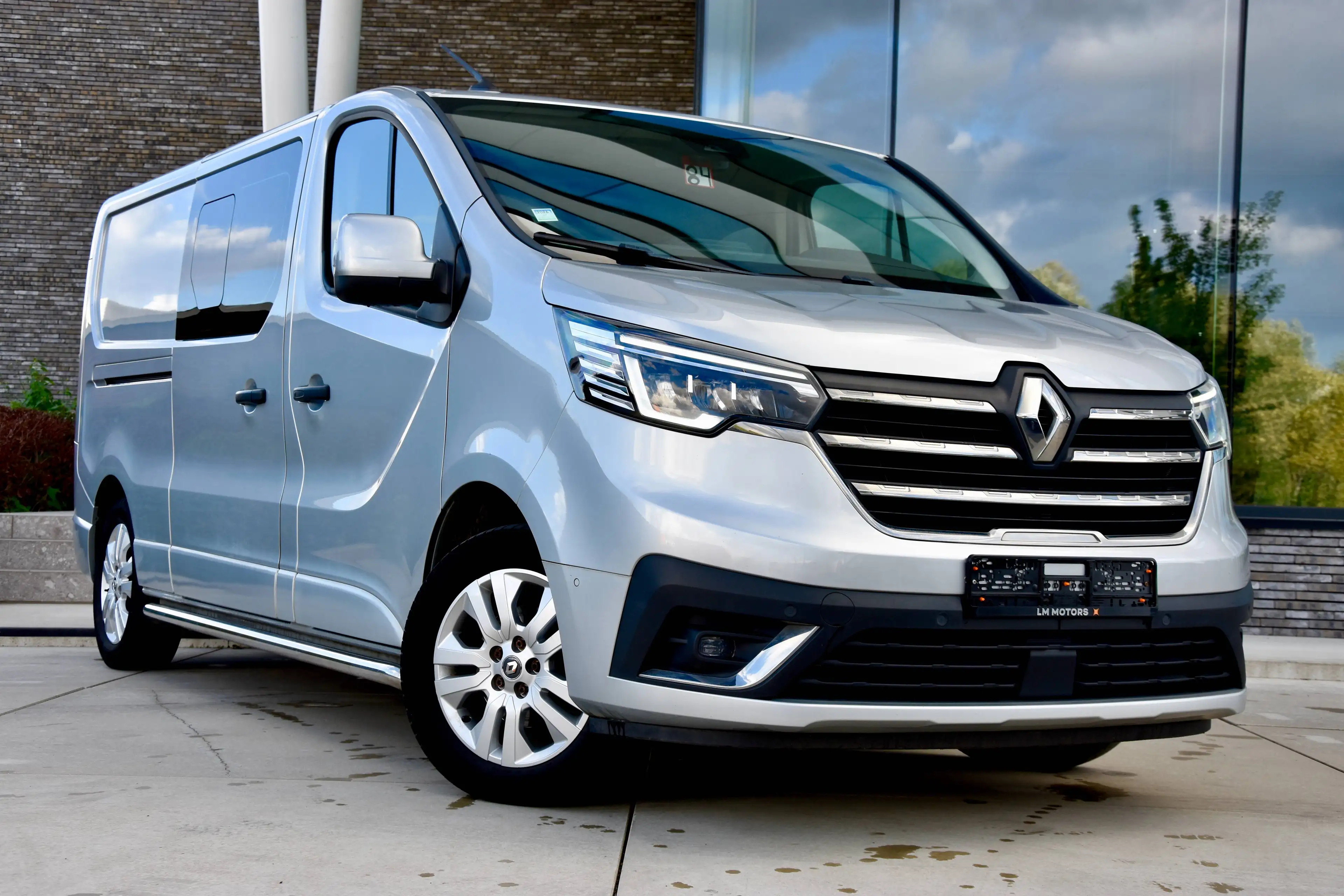 Renault Trafic **DUBBELE CABINE** 170PK ** LICHTE VRACHT ** DUBBELE SCHUIFDEUR **